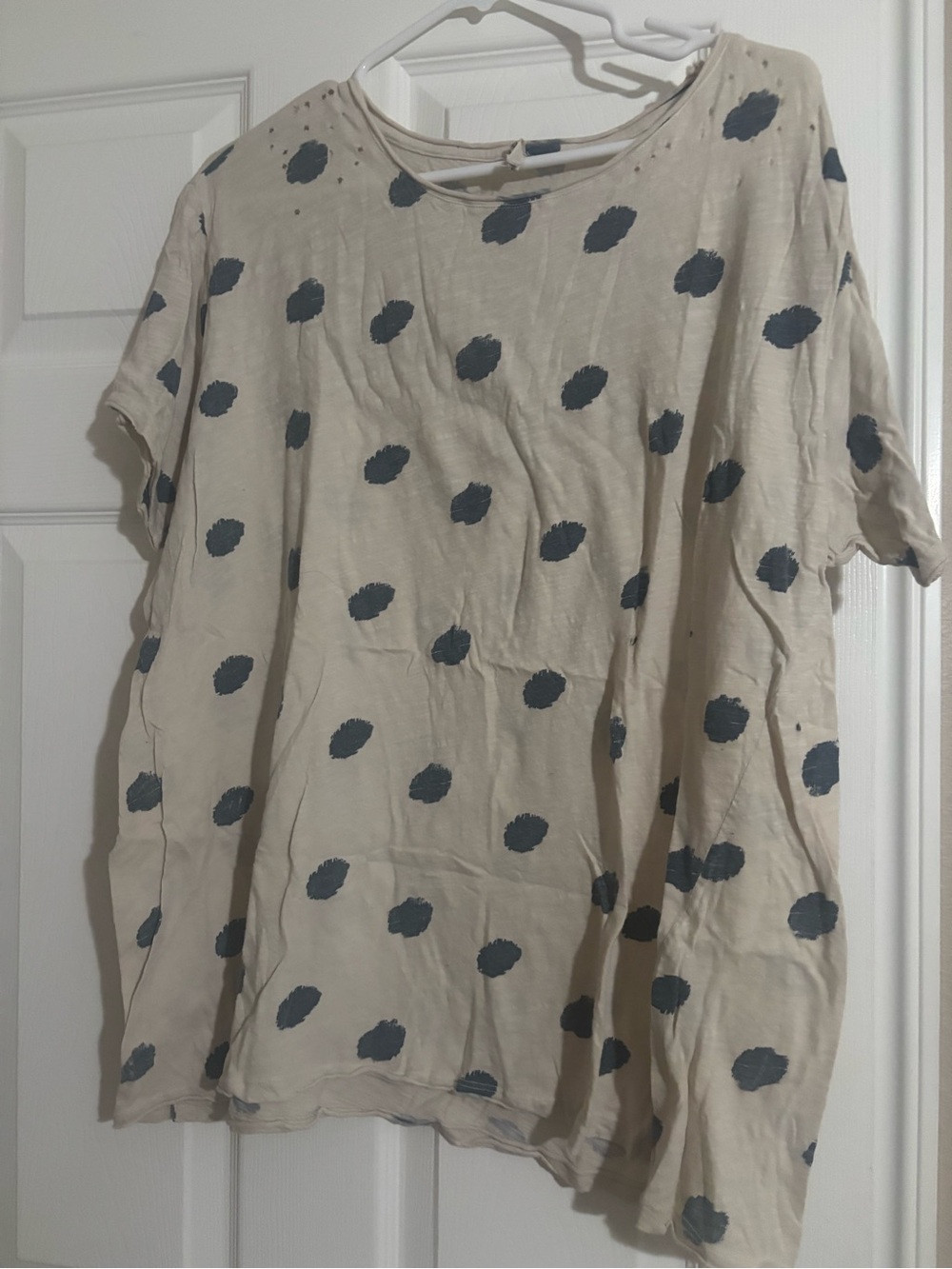 Magnolia Pearl T-Shirt Cream Blue Polka Dot